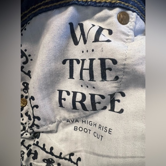 We The Free Ava High Rise Boot Cut Jeans size 28 - Picture 7 of 9